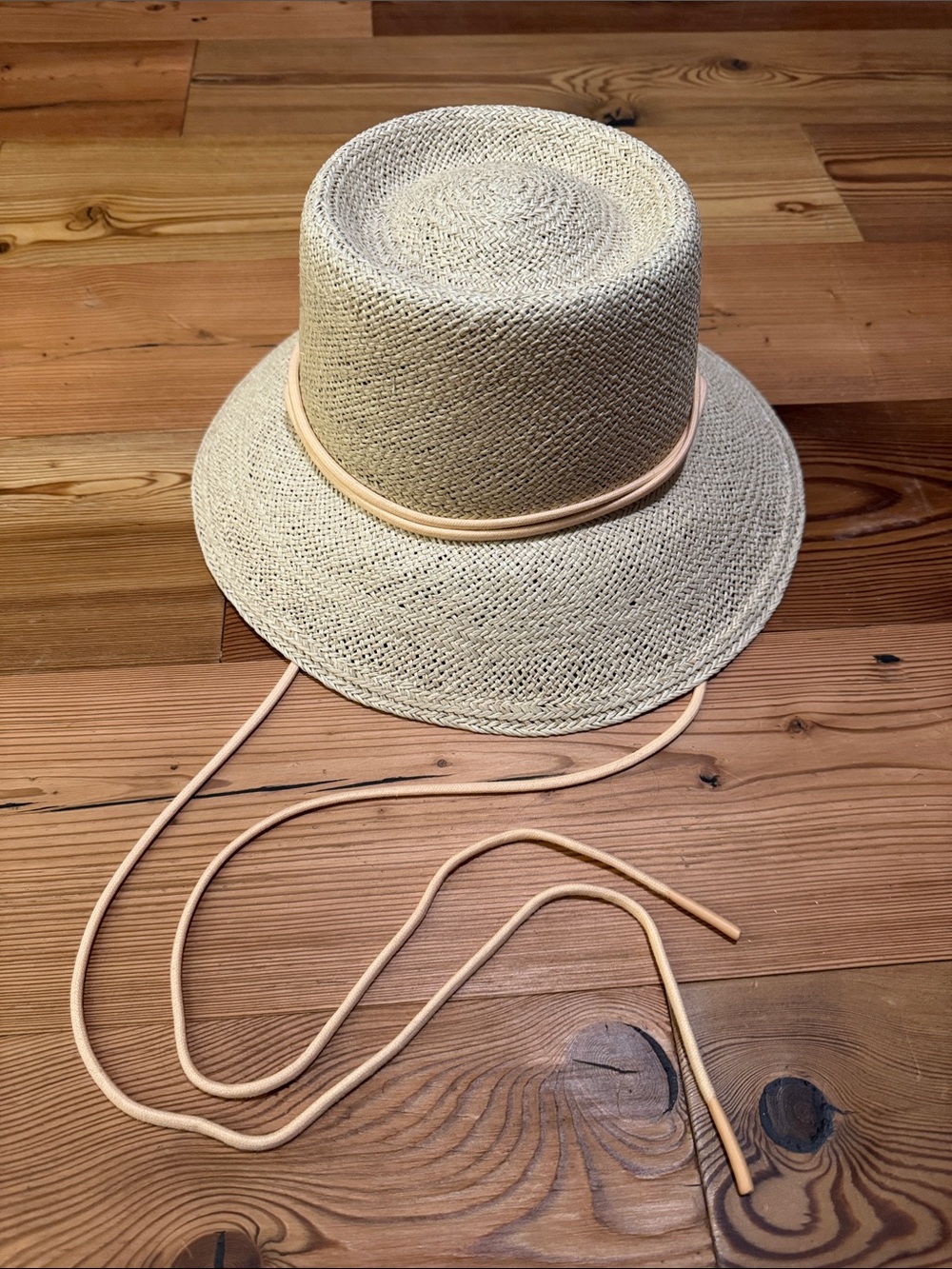 Sissy Light Golden Hour Bucket Hat